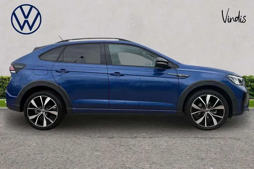 Used VW Taigo R-line 110 HP (80 kW) 2023 Blue SUV