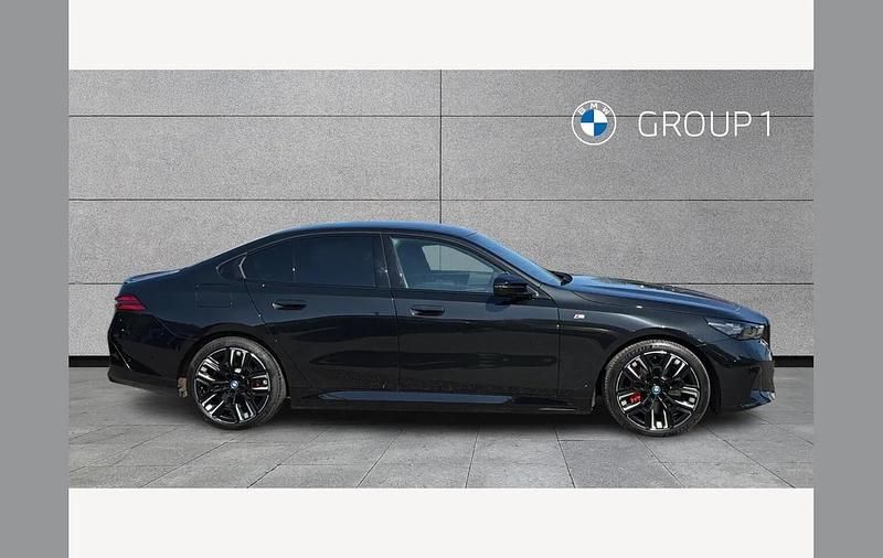 Usado BMW i5 Comfort Edition 442 kW (601 HP) 2024 Preto Sedan