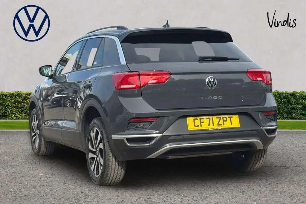Used VW T-Roc Active 110 HP (80 kW) 2022 Grey SUV