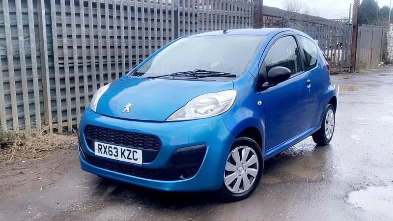 Used Peugeot 107 Access 2013 Blue Hatchback
