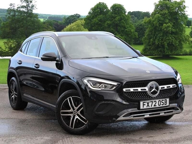 Black Used 2022 Mercedes GLA200 Executive SUV | £26,400 (Fair price) - Image 1/4