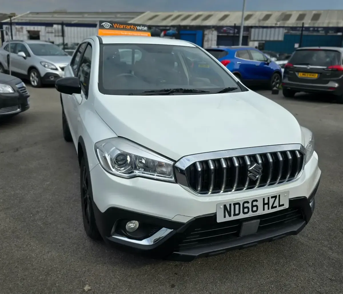 Usado Suzuki SX4 SZ4 2016 Blanco Utilitario