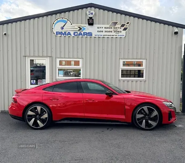 Used Audi e-tron GT quattro Premium 475 kW (646 HP) 2022 Red Sedan