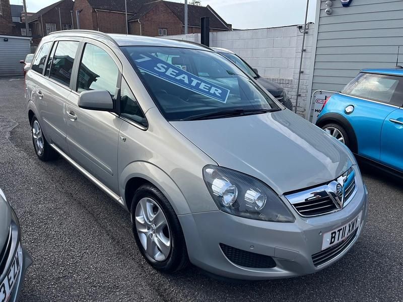 Used Vauxhall Zafira 115 HP (84 kW) 2011 Silver MPV
