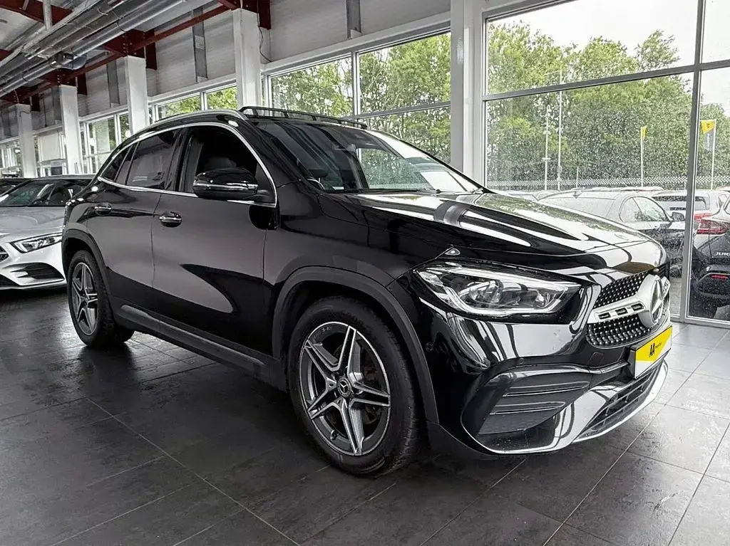 Used Mercedes GLA220 AMG Line Premium Plus 190 HP (139 kW) 2021 Black SUV