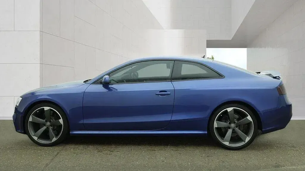 Used Audi RS5 Advanced 450 HP (330 kW) 2013 Blue Coupe