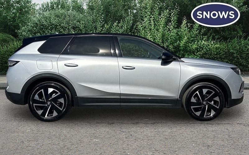 Used Vauxhall Grandland X Ultimate 136 HP (100 kW) 2025 Grey SUV