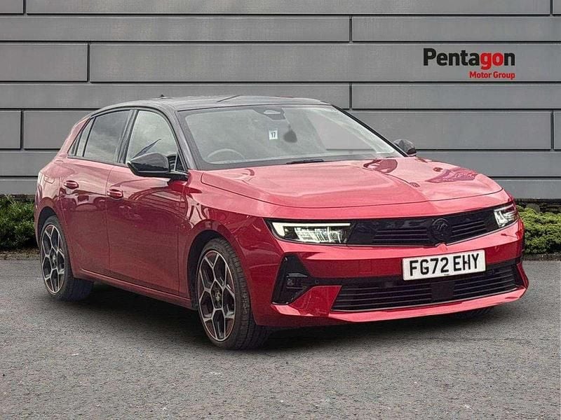 Red Used 2022 Vauxhall Astra GS Line Hatchback | £15,400 (Fair price) - Image 1/4