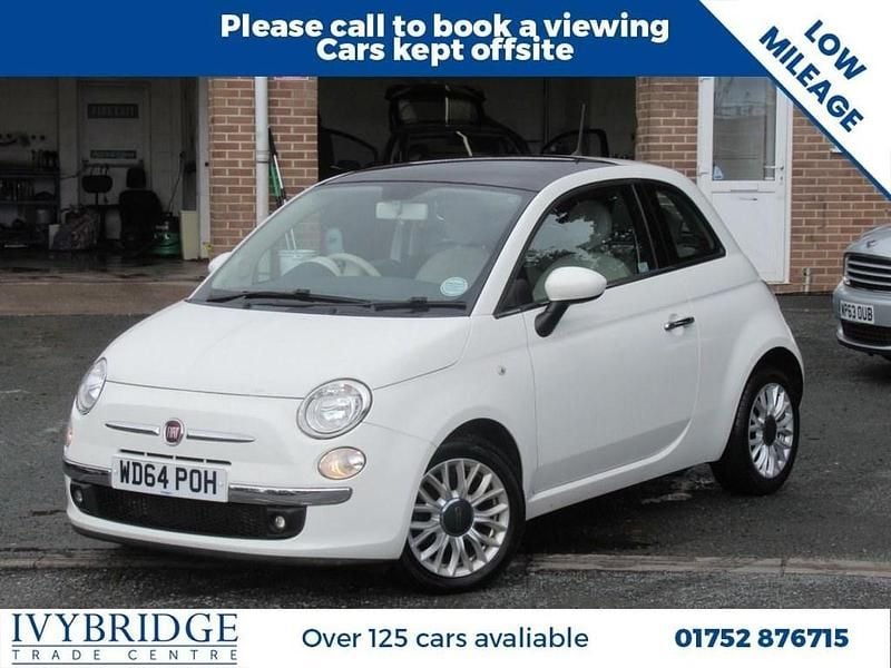 White Used 2015 Fiat 500 Lounge Hatchback | £5,250 (Fair price) - Image 1/2