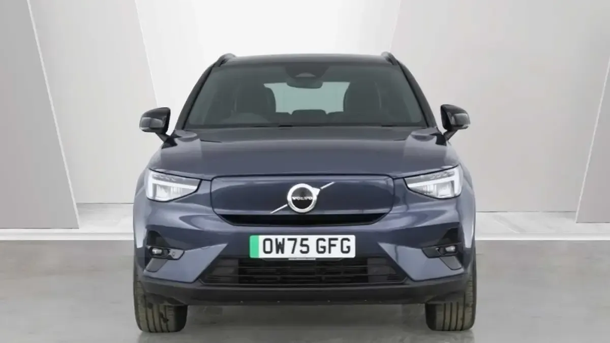 Used Volvo EX40 Plus 172 kW (235 HP) 2026 SUV