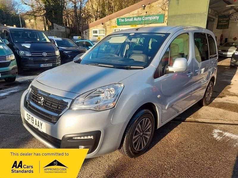 Used Peugeot Partner Active 100 HP (73 kW) 2019 Silver MPV