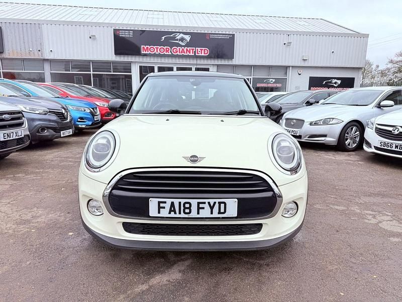 Used Mini Cooper Hatch 2018 White Hatchback
