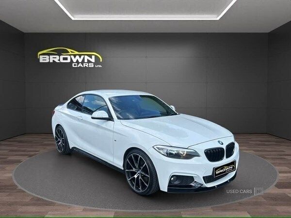 White Used 2015 BMW 220 M Sport Coupe | £9,995 (Fair price) - Image 1/4