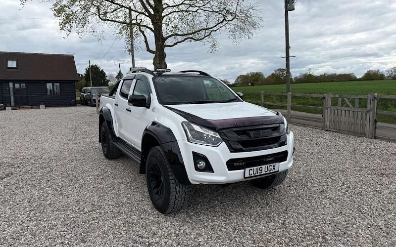 Usado Isuzu D-Max 165 HP (121 kW) 2020 Pickup