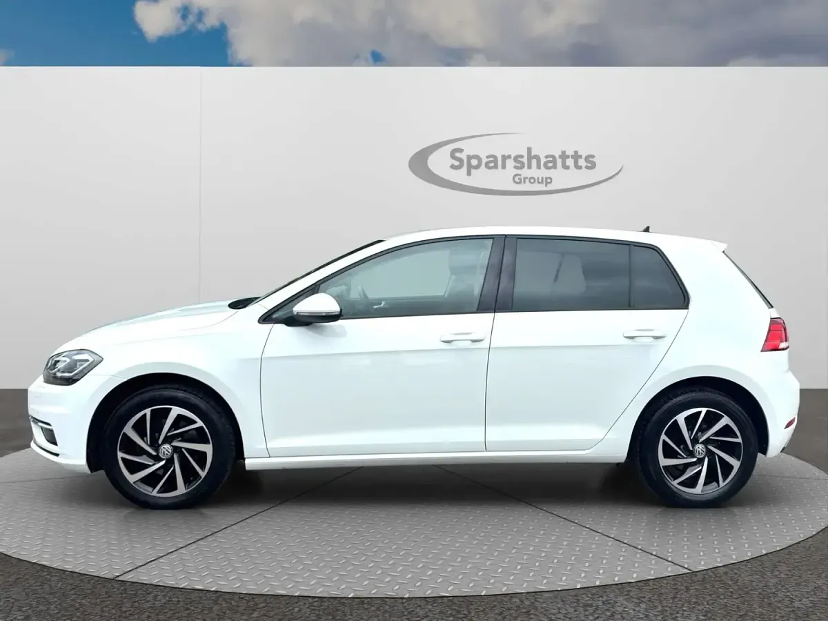 Used VW Golf VII Edition 115 HP (84 kW) 2020 White Hatchback