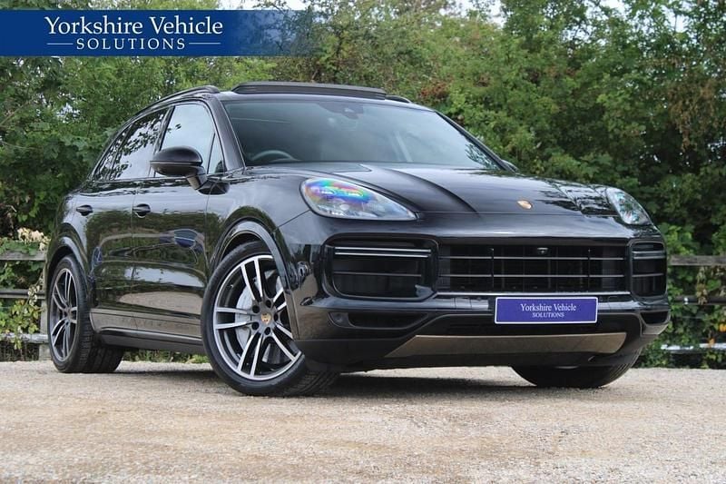 Black Used 2018 Porsche Cayenne Turbo SUV | £45,989 (Good price) - Image 1/4