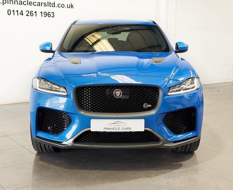 Used Jaguar F-Pace Supercharged 550 HP (404 kW) 2018 Blue SUV