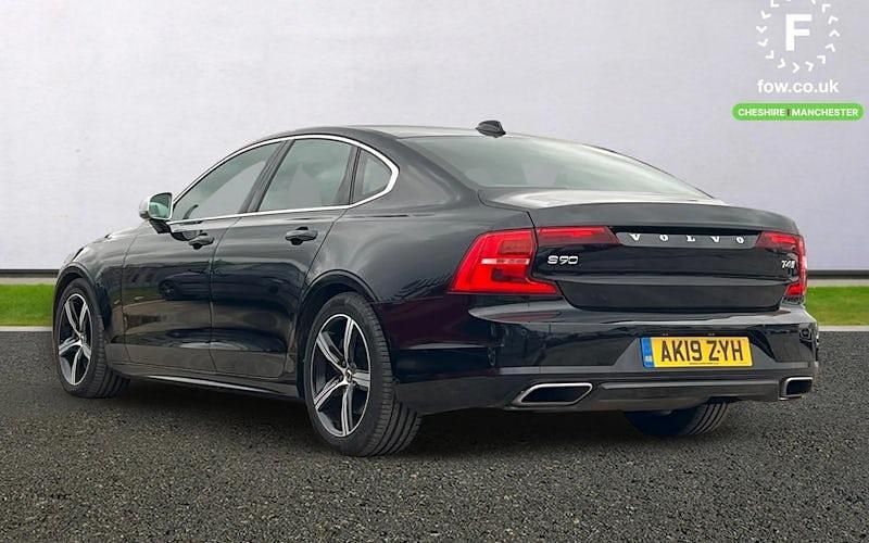 Usado Volvo S90 R-Design 190 HP (139 kW) 2019 Preto Sedan