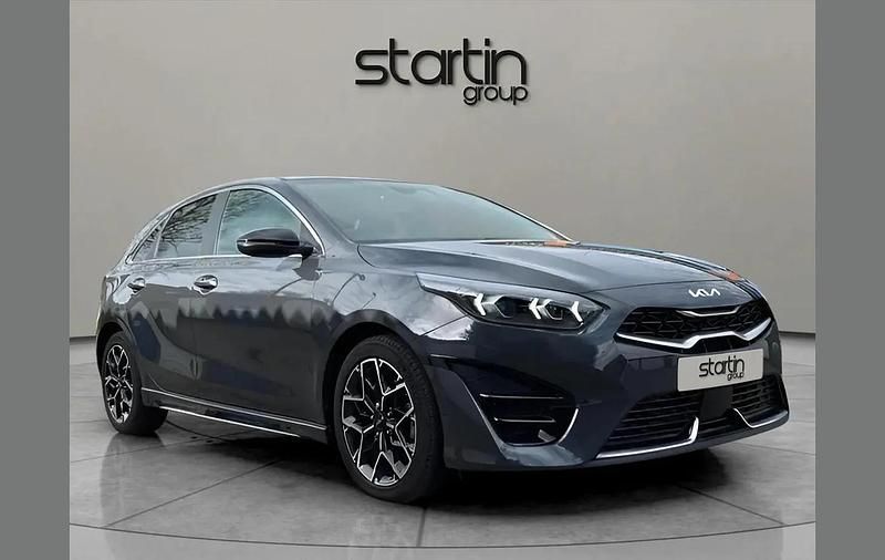 Used Kia Ceed GT-Line 138 HP (101 kW) 2025 Black Hatchback