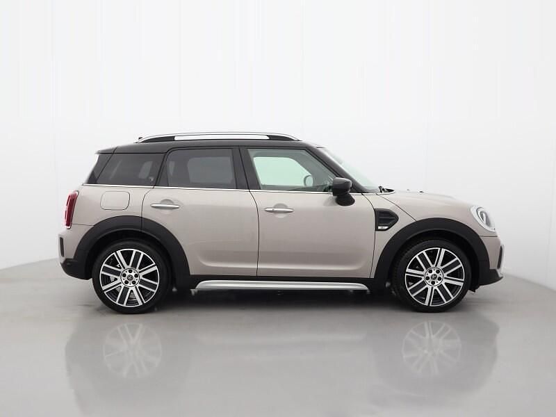 Second-hand Mini Cooper Countryman Exclusive 134 CP (98 kW) 2022 Gri SUV