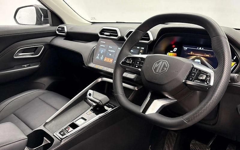 Used MG ZS Trophy 196 HP (144 kW) 2024 Black SUV