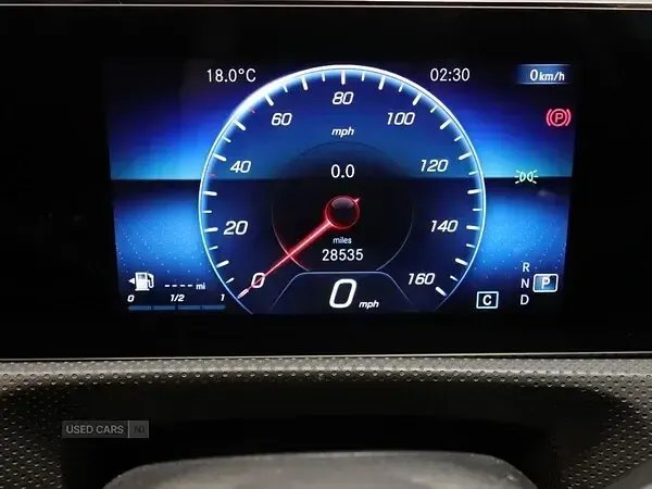 Usado Mercedes CLA200 AMG line 163 HP (119 kW) 2022 Preto Coupé