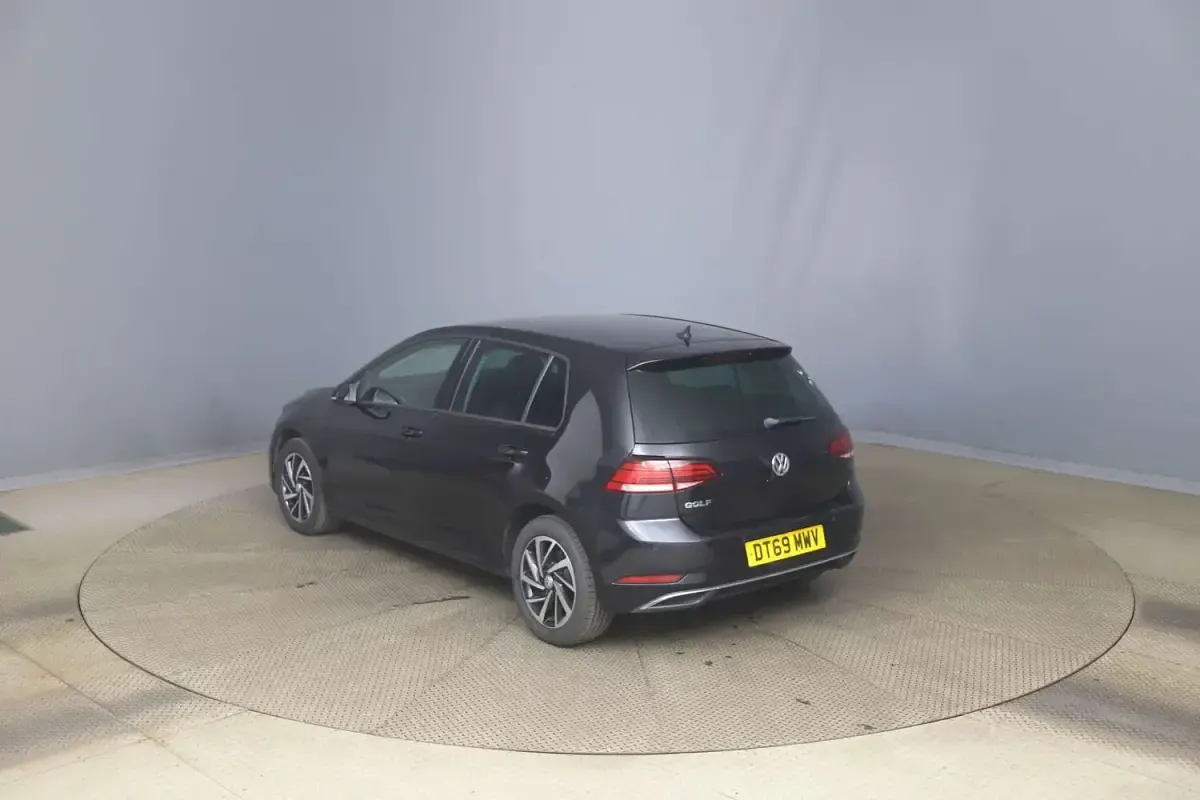Used VW Golf VII Edition 150 HP (110 kW) 2020 Black Hatchback