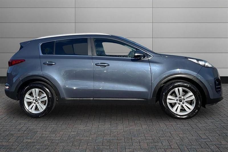 Used Kia Sportage 114 HP (83 kW) 2016 Planet blue SUV