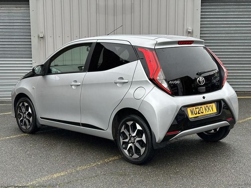 Used Toyota Aygo Trend 71 HP (52 kW) 2020 Silver Hatchback