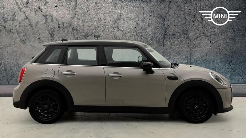 Used Mini Cooper Classic 134 HP (98 kW) 2022 Grey Hatchback