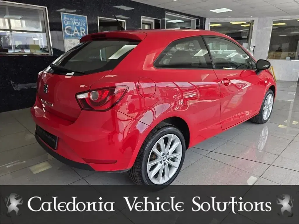 Used Seat Ibiza Sport 85 HP (62 kW) 2015 Red Coupe
