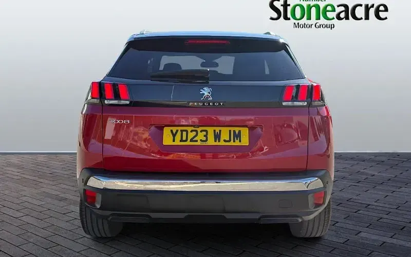 Used Peugeot 3008 Allure+ 131 HP (96 kW) 2023 Red SUV