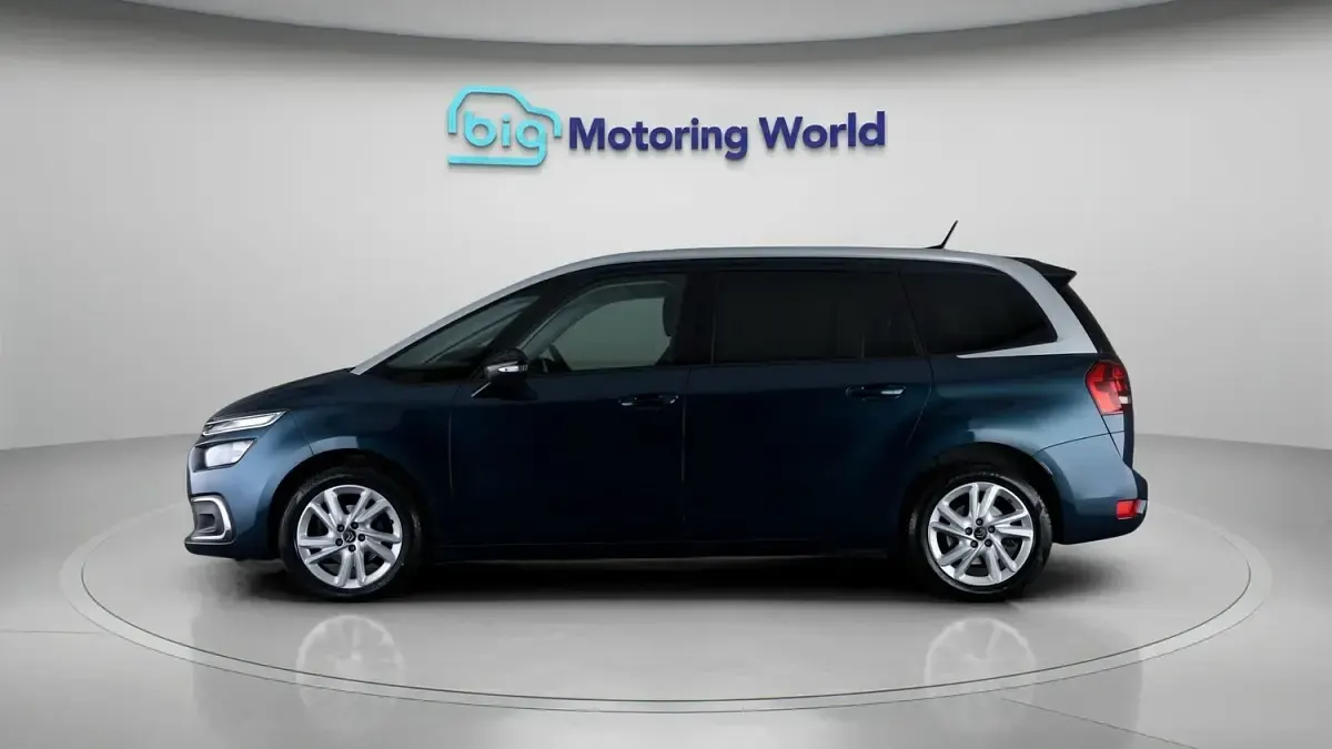 Used Citroën Grand C4 Picasso 2022 Blue MPV
