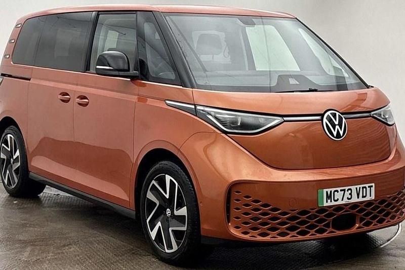 Usado VW ID. Buzz Pro 150 kW (204 HP) 2023 Monovolume