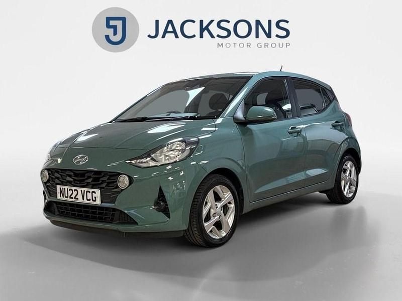 Used Hyundai i10 SE 84 HP (61 kW) 2022 Green Hatchback