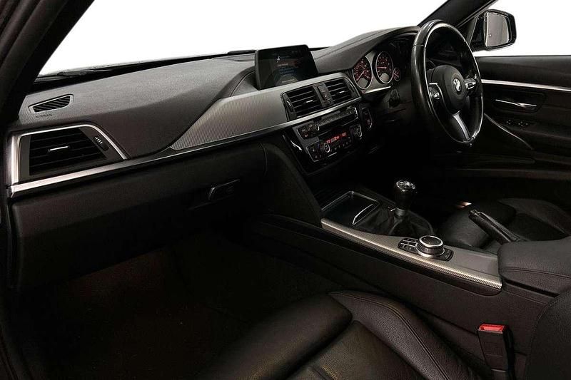 Used BMW 320 M Sport 181 HP (133 kW) 2018 Grey Estate