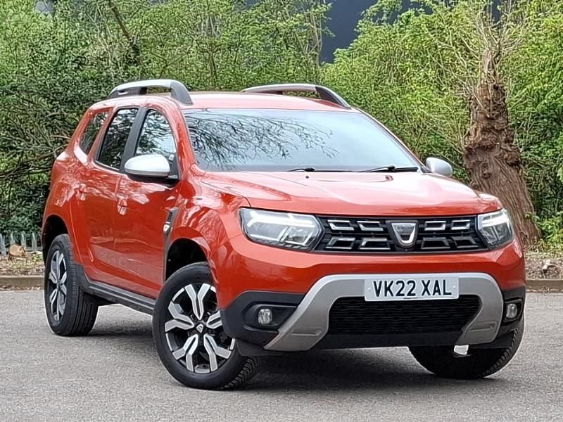 Used Dacia Duster Prestige 130 HP (95 kW) 2022 Orange SUV