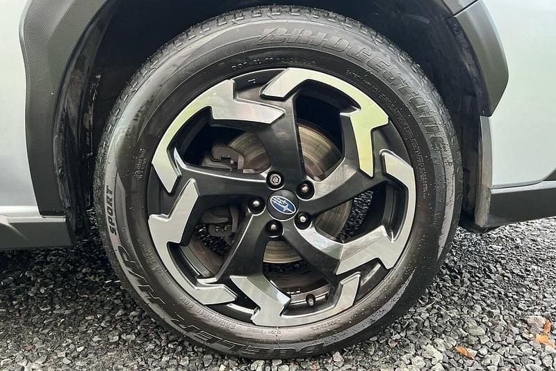 Used Subaru XV Premium 150 HP (110 kW) 2022 Ice silver SUV