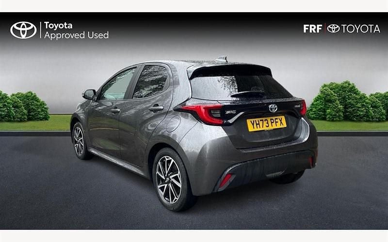 Used Toyota Yaris Hybrid Design 116 HP (85 kW) 2025 Hatchback