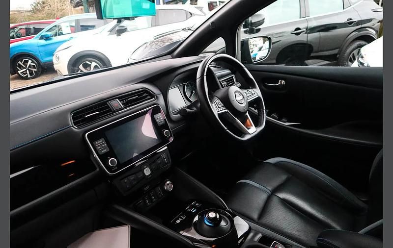 Used Nissan Leaf Tekna 160 kW (218 HP) 2021 Black Hatchback