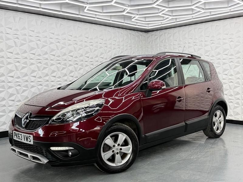 Used Renault Scénic III Dynamique 110 HP (80 kW) 2013 Red MPV
