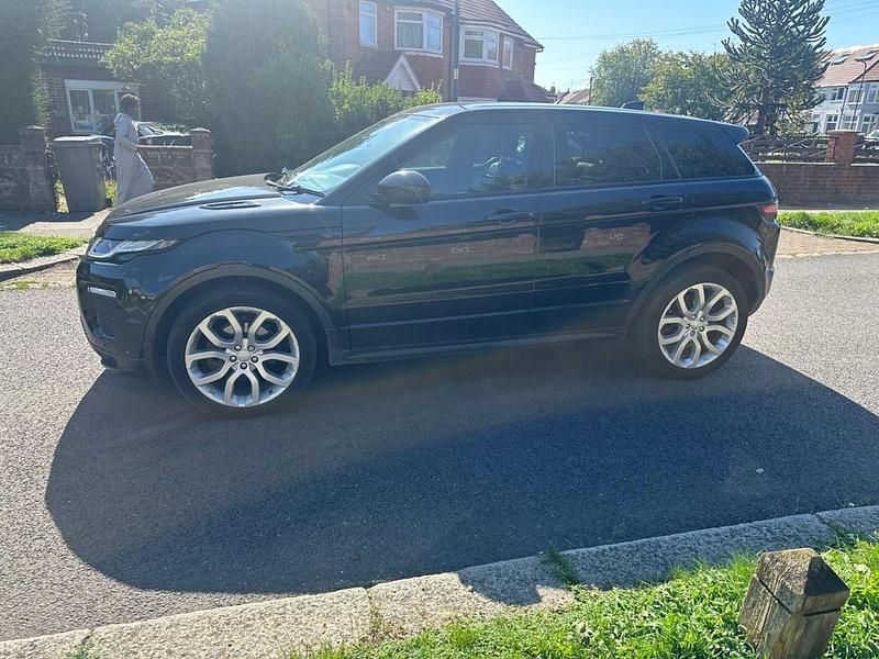 Used Land Rover Range Rover evoque HSE Dynamic 2017 Black Estate