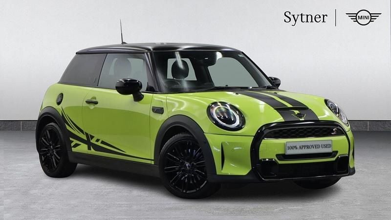 Yellow Used 2022 Mini Cooper S Exclusive Hatchback | £22,500 (Fair price) - Image 1/4