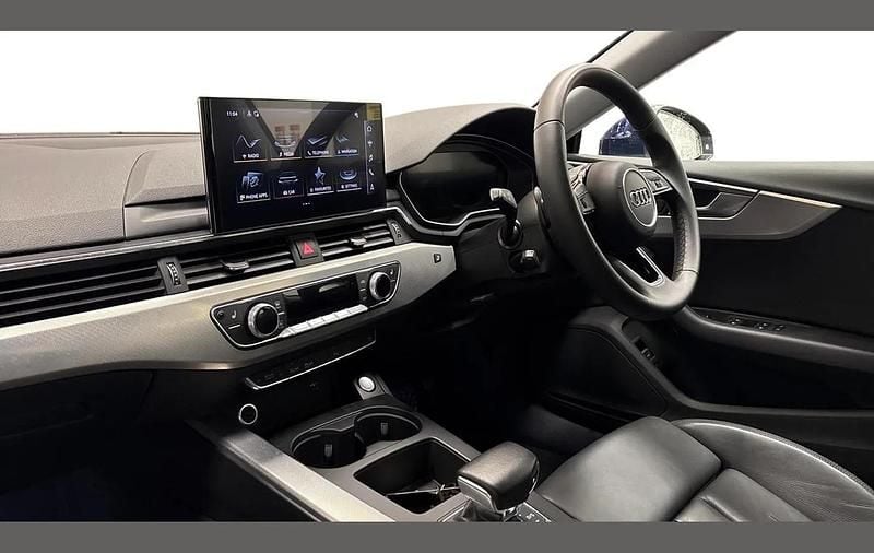 Used Audi A5 Sportback Sport 147 HP (108 kW) 2023 Blue Hatchback