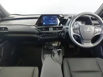 Used Lexus UX 250h Sport Design Packet 184 HP (135 kW) 2023 Silver SUV