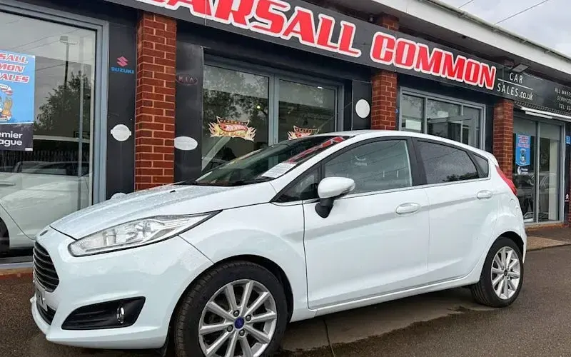 Käytetty Ford Fiesta Titanium 101 HP (74 kW) 2017 Viistoperä