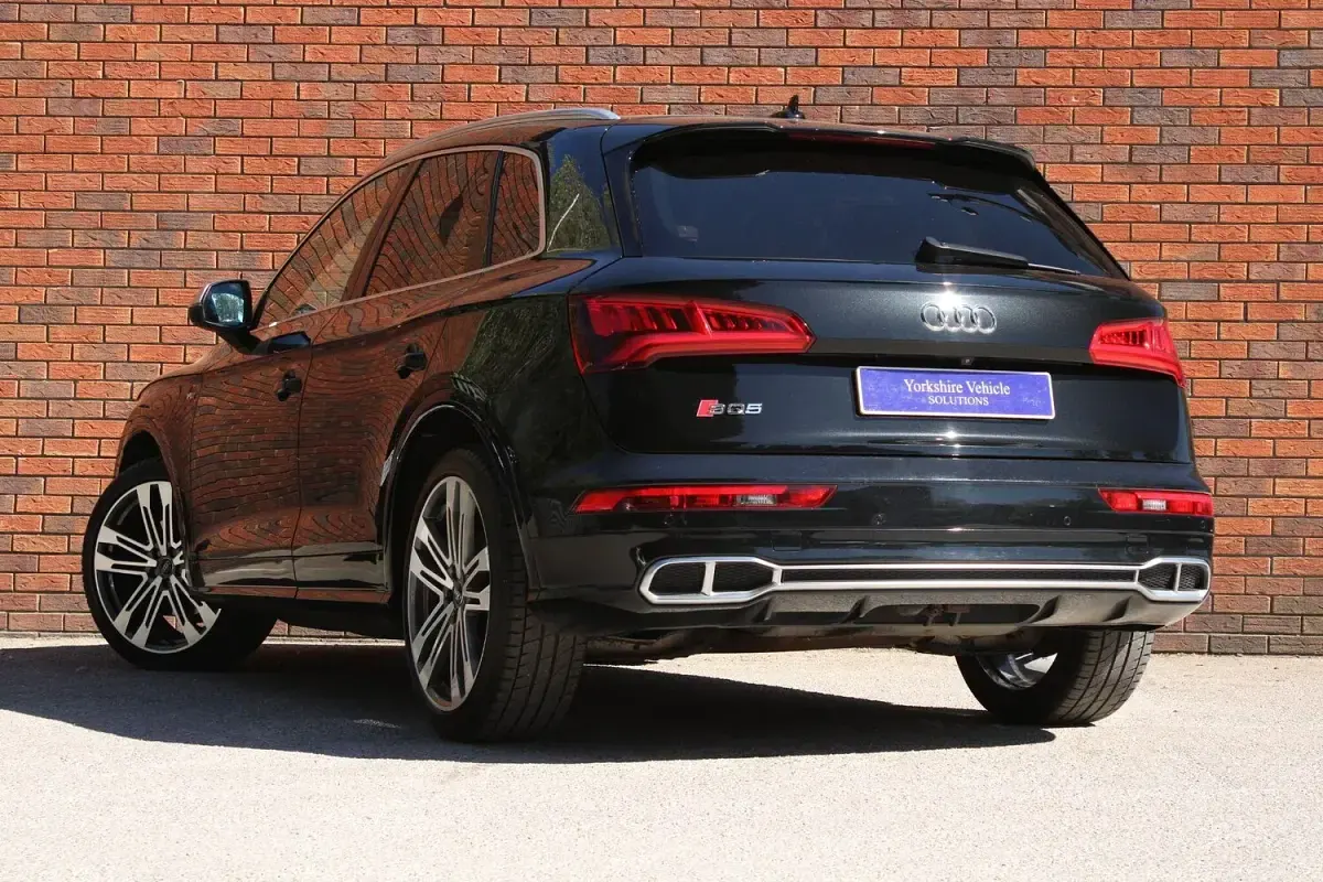 Used Audi SQ5 Advanced 354 HP (260 kW) 2017 Black SUV