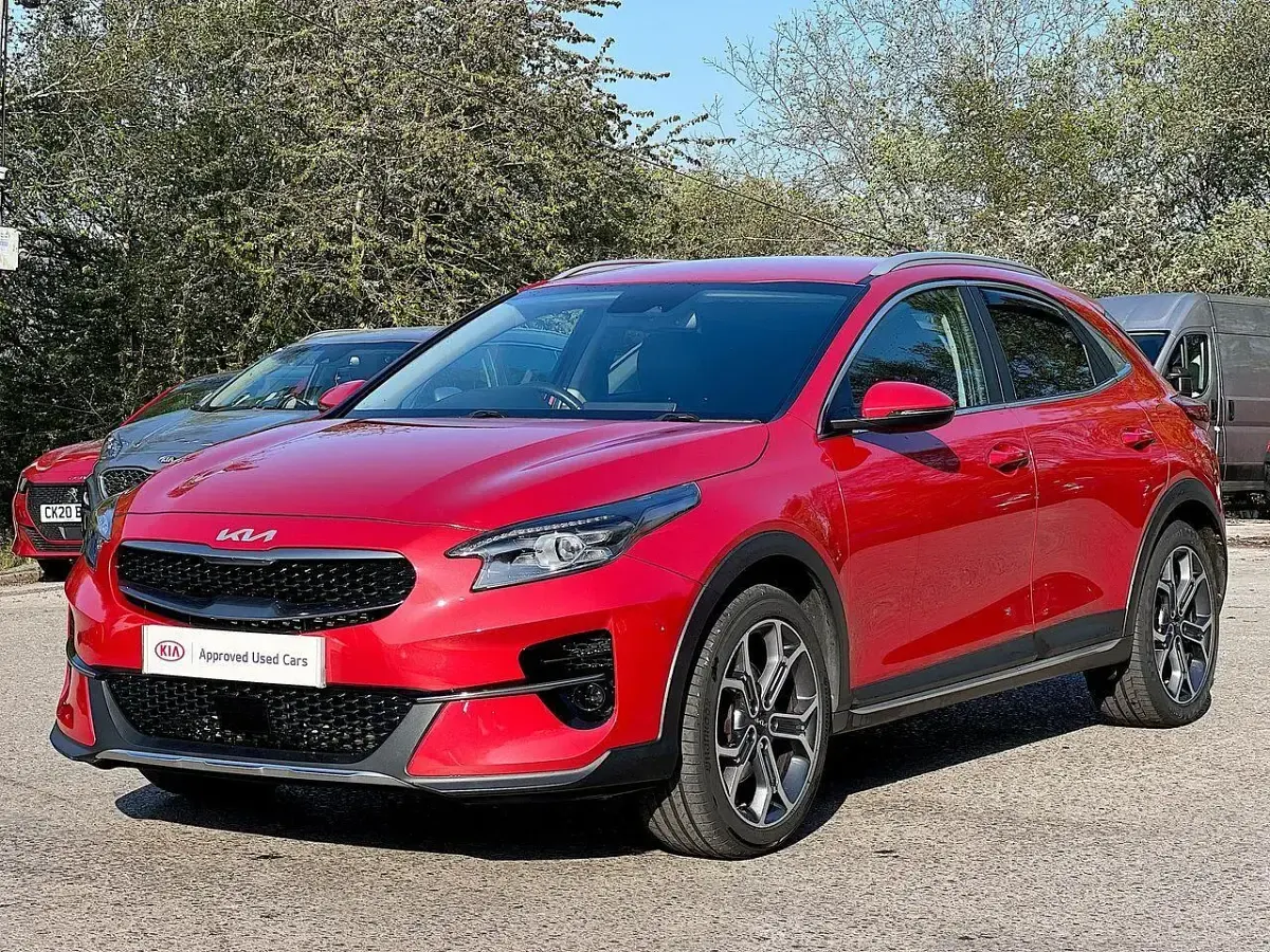 Usado Kia XCeed 158 CV (116 kW) 2022 Rojo SUV