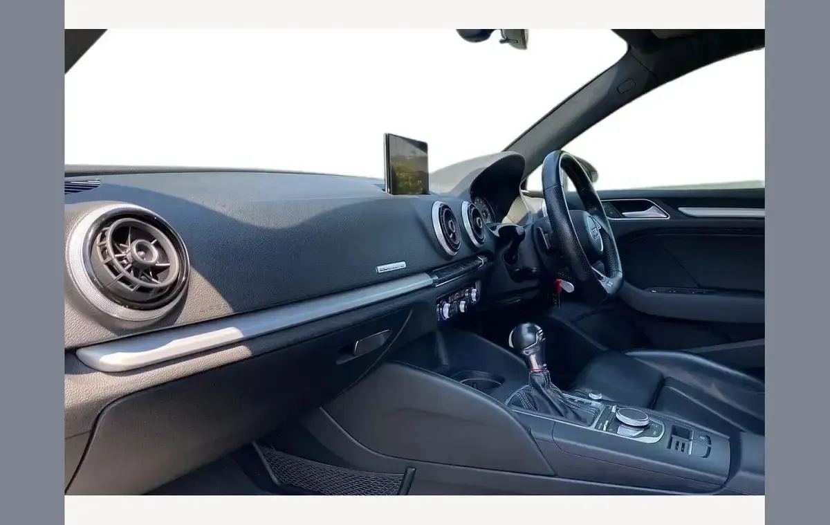 Used Audi A3 Advanced 310 HP (228 kW) 2016 Black Hatchback
