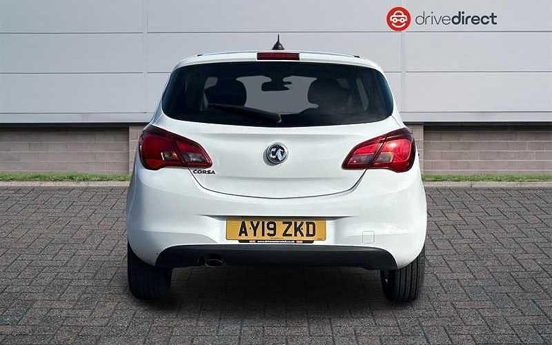 Used Vauxhall Corsa 75 HP (55 kW) 2019 White Hatchback